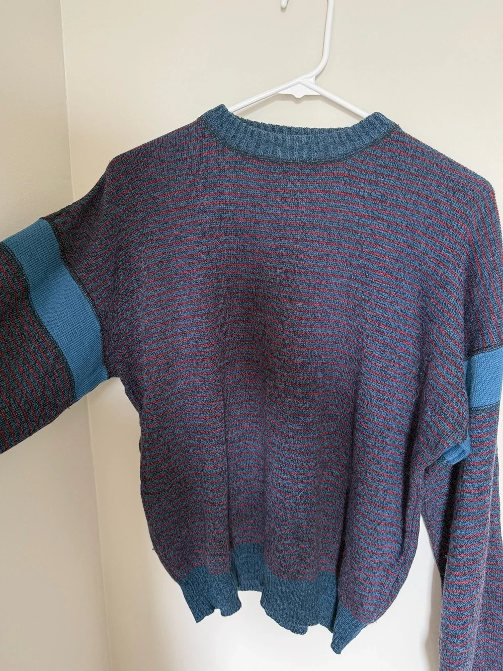 *Vintage* 90s Crewneck Sweater